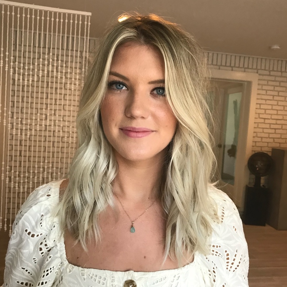 Meet your Posher, Carly